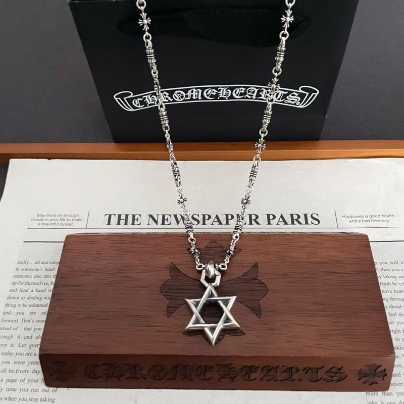 Ch**me He**ts necklaces
